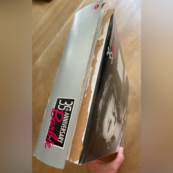 35th Anniversary Barbie original 1959 Barbie & package special edition 1993 - Picture 12 of 12